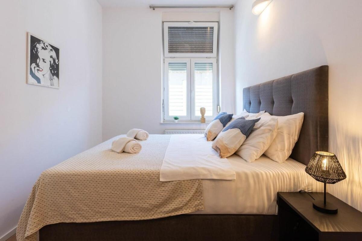 Niko'S Apartment Urban Stay Zagreb Buitenkant foto