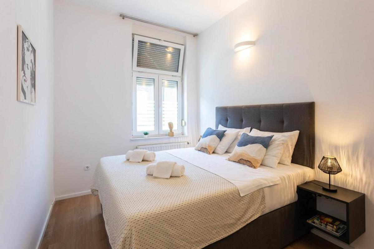 Niko'S Apartment Urban Stay Zagreb Buitenkant foto